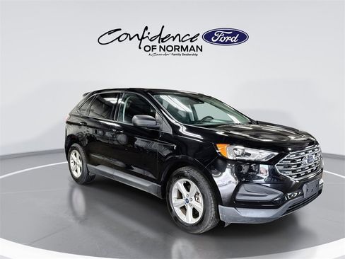Used 2020 Ford Edge SE image 11