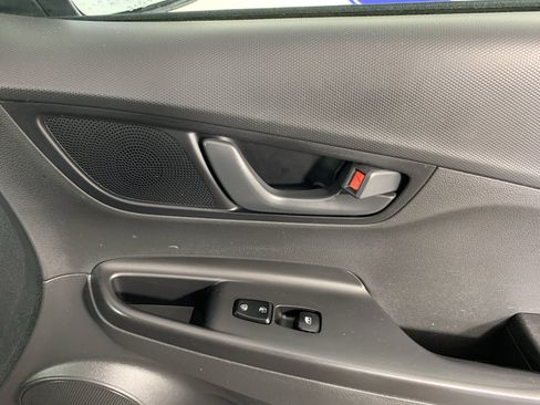 Used 2023 Hyundai Kona SEL FWD image 40
