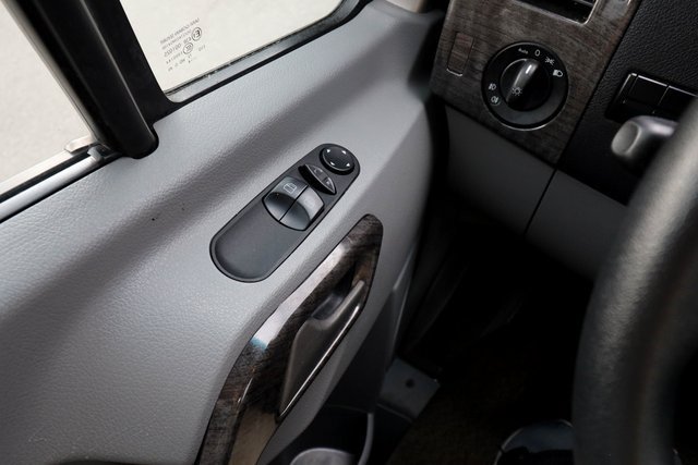 Used 2014 Mercedes-Benz Sprinter 3500 image 50
