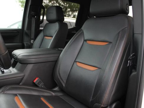 Used 2024 GMC Sierra 1500 AT4 w/ Technology Package AWD/4WD image 20