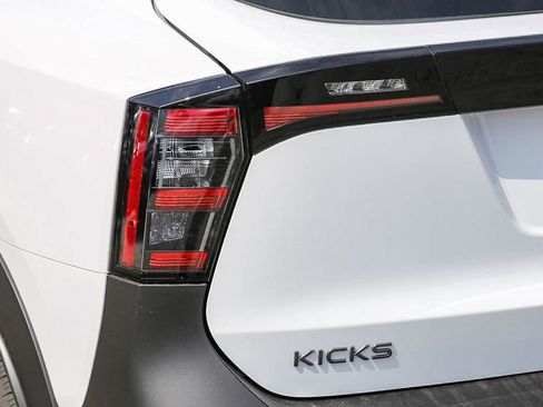 New 2026 Nissan Kicks S FWD image 10