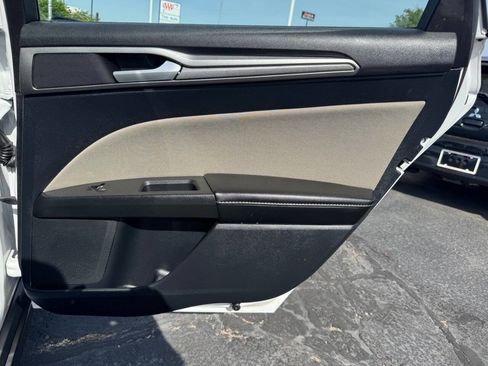 Used 2020 Ford Fusion S FWD image 21