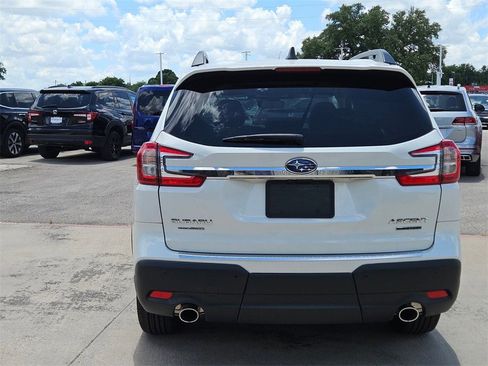 Used 2024 Subaru Ascent Limited w/ Technology Package image 7