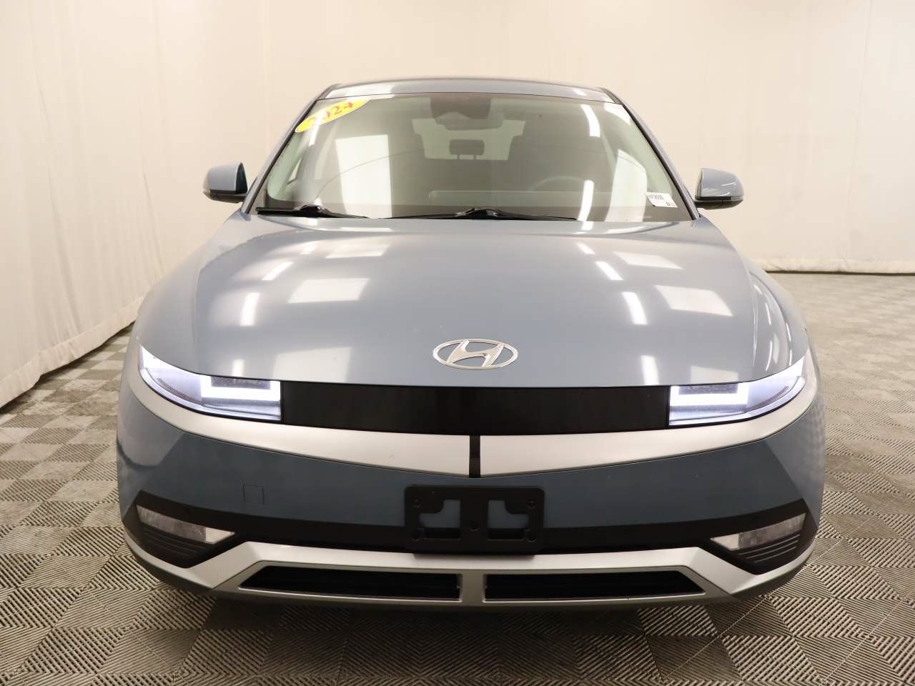 Used 2024 Hyundai Ioniq 5 SEL RWD image 4