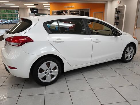 Used 2016 Kia Forte LX FWD image 12