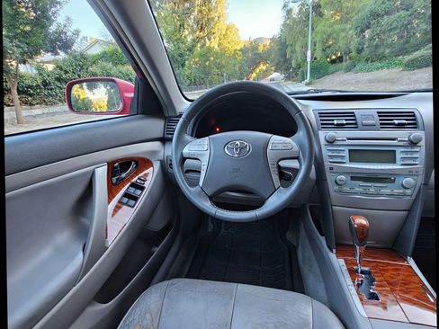 Used 2008 Toyota Camry XLE image 32