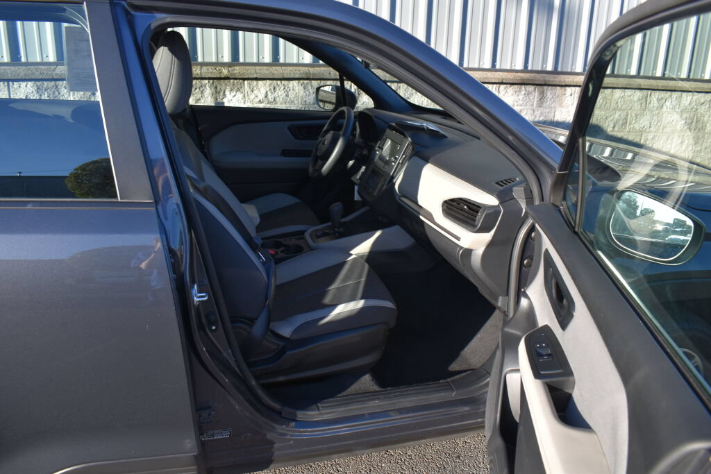 Used 2025 Subaru Forester AWD/4WD image 25