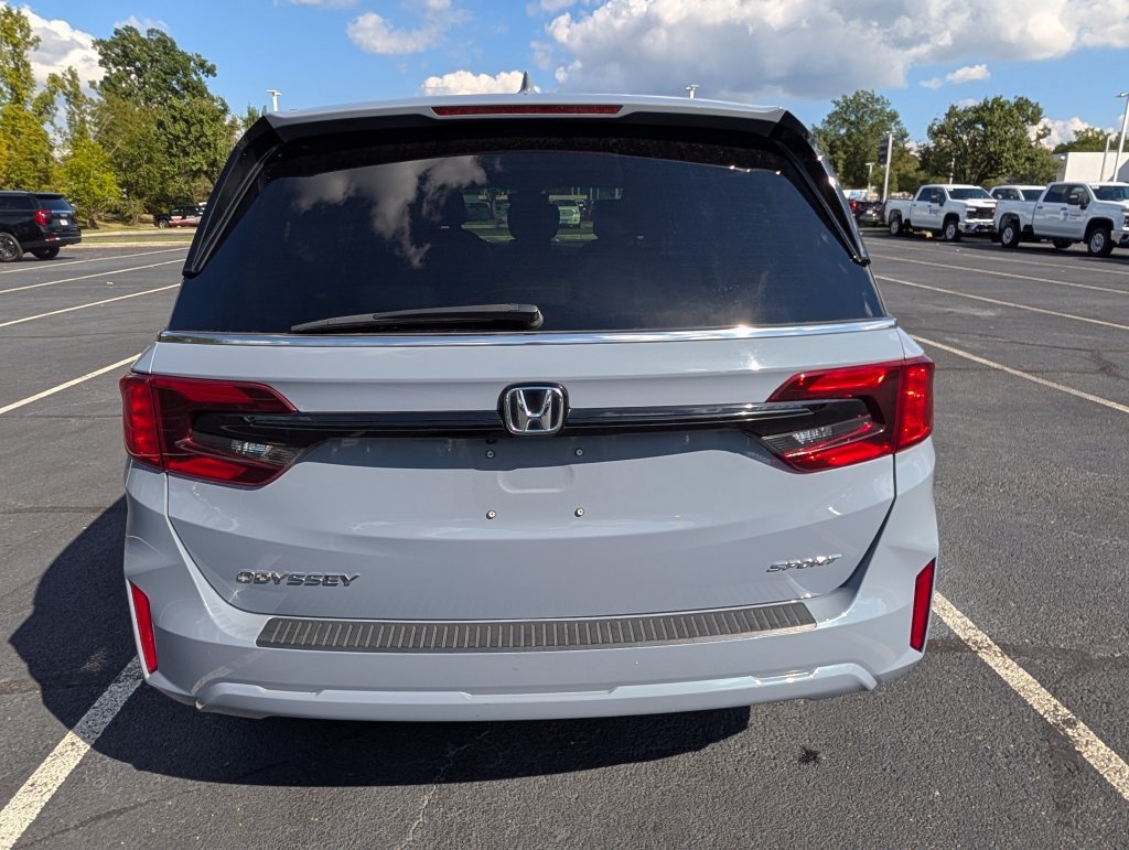 Used 2025 Honda Odyssey Sport-L image 24