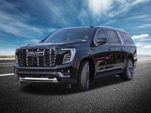 New 2026 GMC Yukon XL Denali Ultimate w/ LPO, Floor Liner Package AWD/4WD image 18