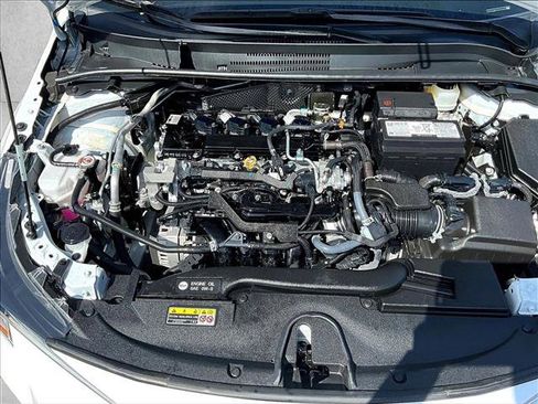 Used 2025 Toyota Corolla LE image 11