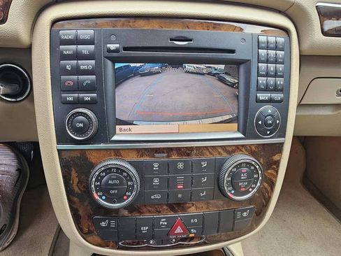 Used 2011 Mercedes-Benz R 350 4MATIC image 10