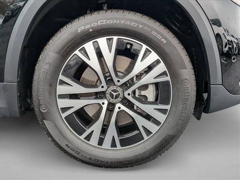 Certified 2025 Mercedes-Benz GLA 250 4MATIC image 25