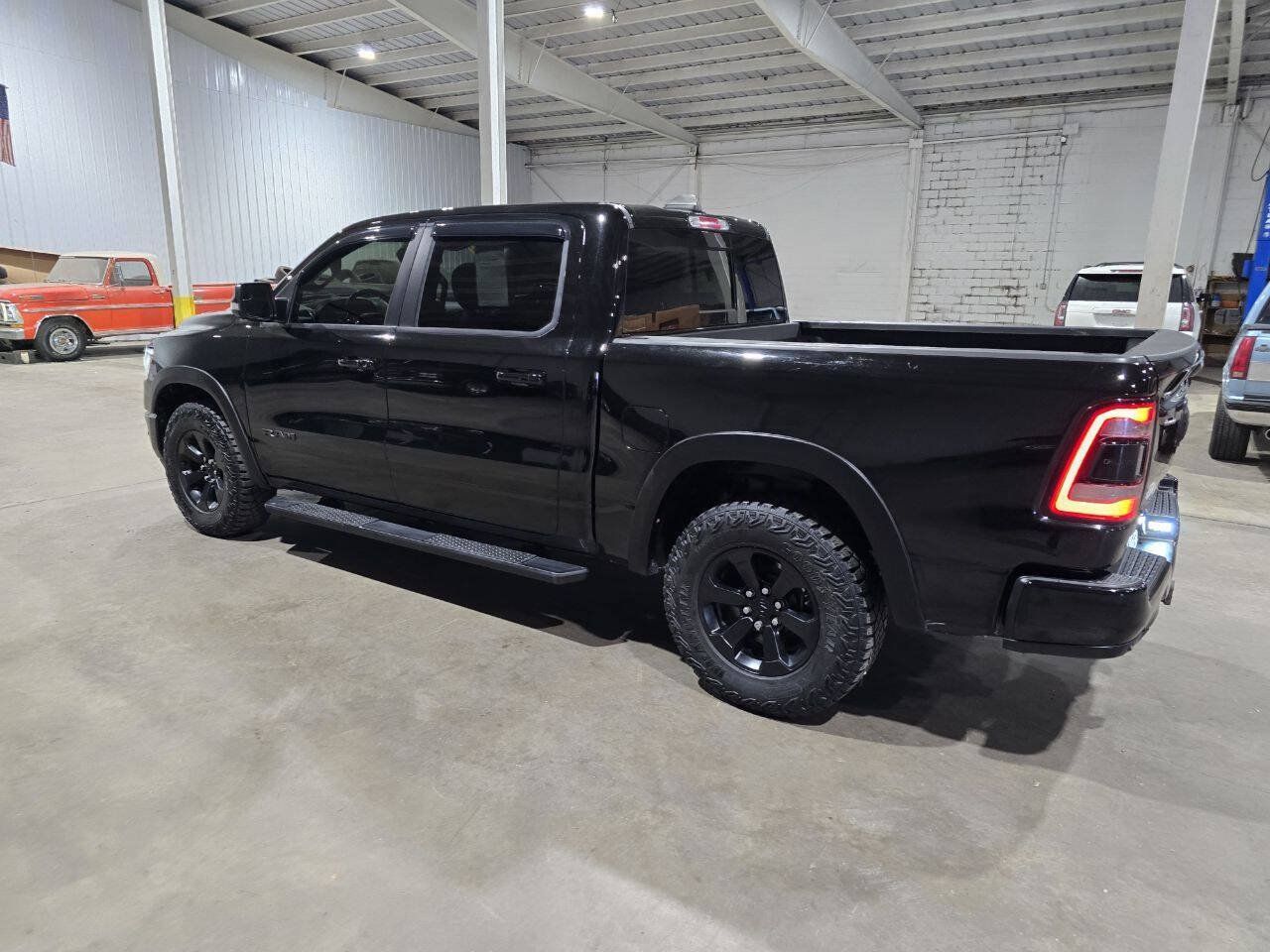 Used 2019 RAM 1500 Sport w/ Level 2 Equipment Group AWD/4WD image 8