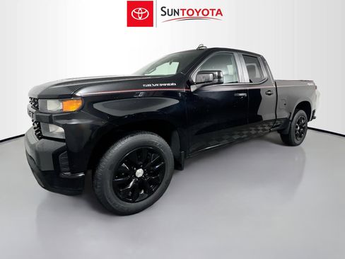 Used 2022 Chevrolet Silverado 1500 Custom image 9