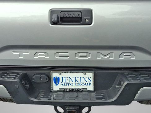 Used 2023 Toyota Tacoma TRD Off-Road w/ Technology Package image 30