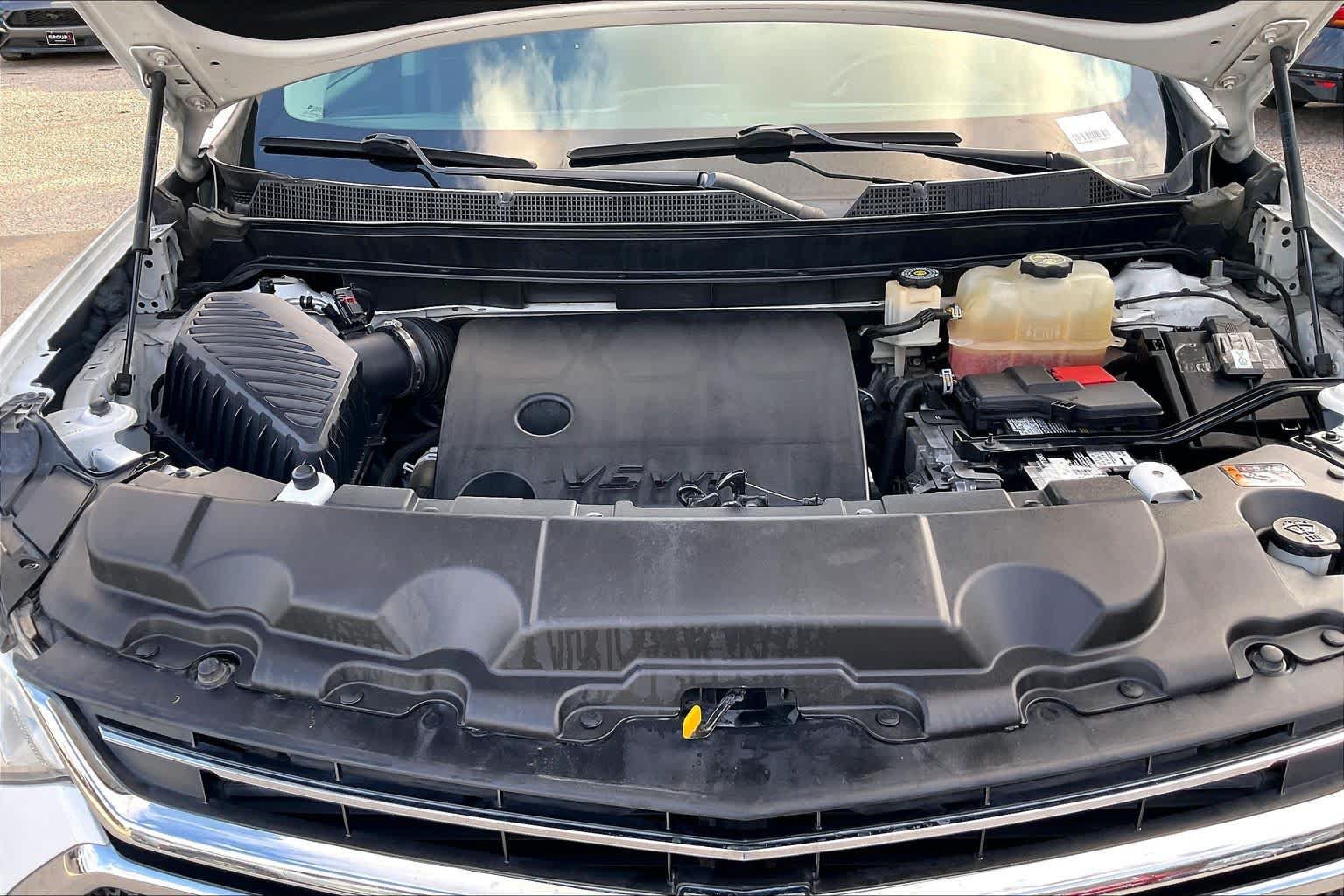 Used 2018 Chevrolet Traverse LT FWD image 31