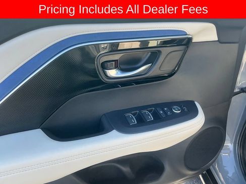 Used 2025 Acura ADX A-Spec FWD image 10