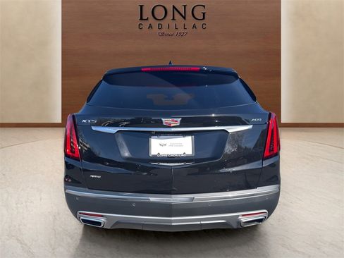 Certified 2025 Cadillac XT5 Premium Luxury image 6
