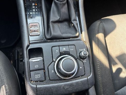 Used 2021 MAZDA CX-3 Sport FWD image 12
