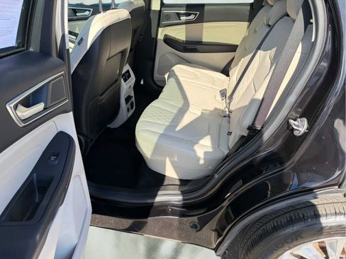 Used 2023 Ford Edge Titanium w/ Equipment Group 301A image 18