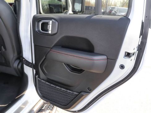 Used 2023 Jeep Wrangler Unlimited Rubicon w/ Xtreme 35 Tire Package AWD/4WD image 31