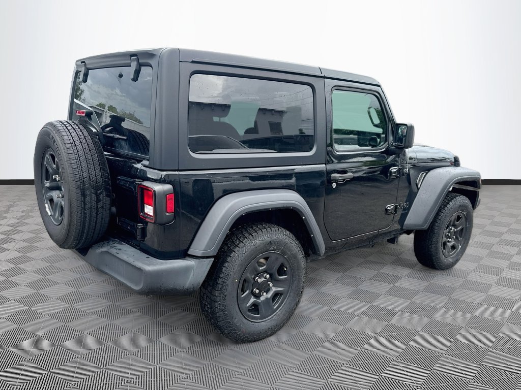 Certified 2022 Jeep Wrangler Sport AWD/4WD image 6
