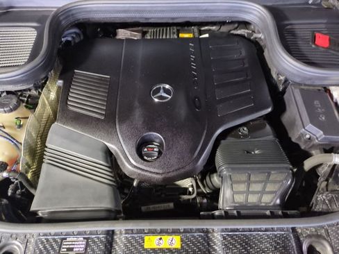 Used 2022 Mercedes-Benz GLS 450 4MATIC image 24