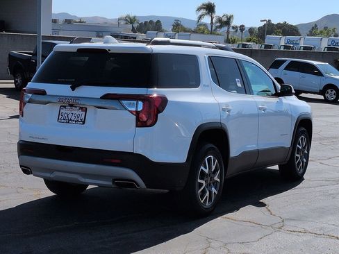 Used 2023 GMC Acadia SLE w/ Driver Convenience Package image 6