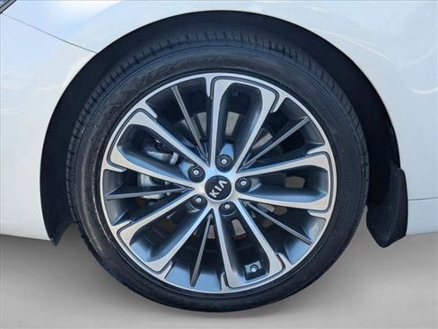 Used 2019 Kia Cadenza Technology FWD image 25