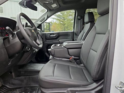 New 2025 Chevrolet Silverado 2500 W/T w/ WT Convenience Package image 9