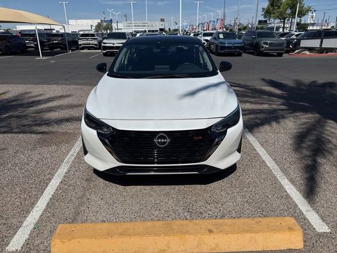 Used 2024 Nissan Sentra SR FWD image 8