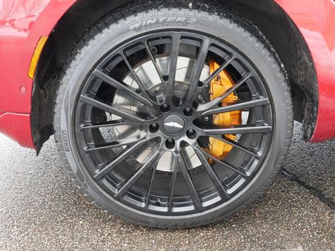 Used 2022 Aston Martin DBX image 15