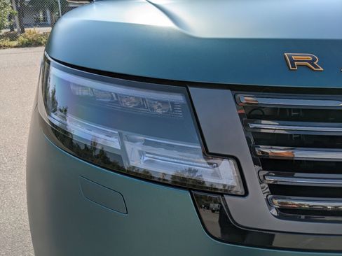 New 2025 Land Rover Range Rover SV image 7