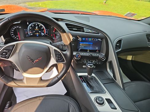 Used 2019 Chevrolet Corvette Grand Sport RWD image 15