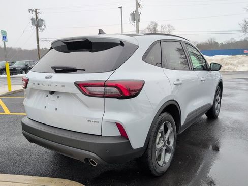 Used 2025 Ford Escape ST-Line w/ Tech Pack #1 AWD/4WD image 8