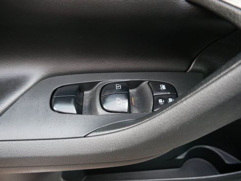 Used 2015 Nissan Altima 2.5 SL w/ Technology Package FWD image 16