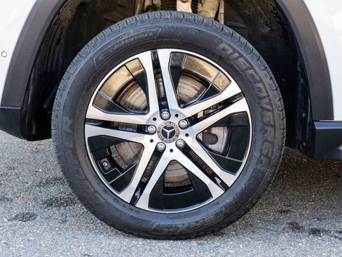 Used 2023 Mercedes-Benz GLS 450 4MATIC image 34