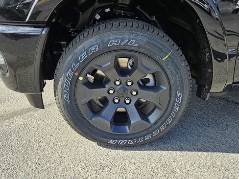 New 2026 RAM 1500 Big Horn w/ Night Edition AWD/4WD image 9