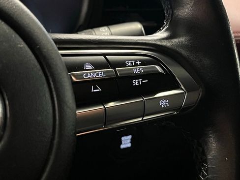 Used 2021 MAZDA MAZDA3 s FWD image 25