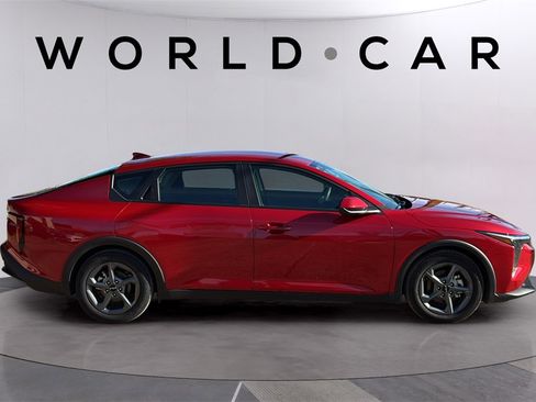 Used 2025 Kia K4 image 14