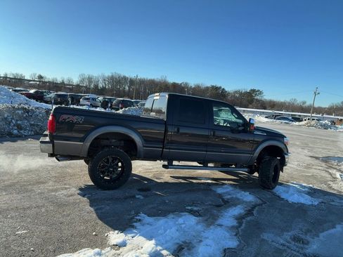 Used 2014 Ford F250 Lariat w/ Chrome Package image 6
