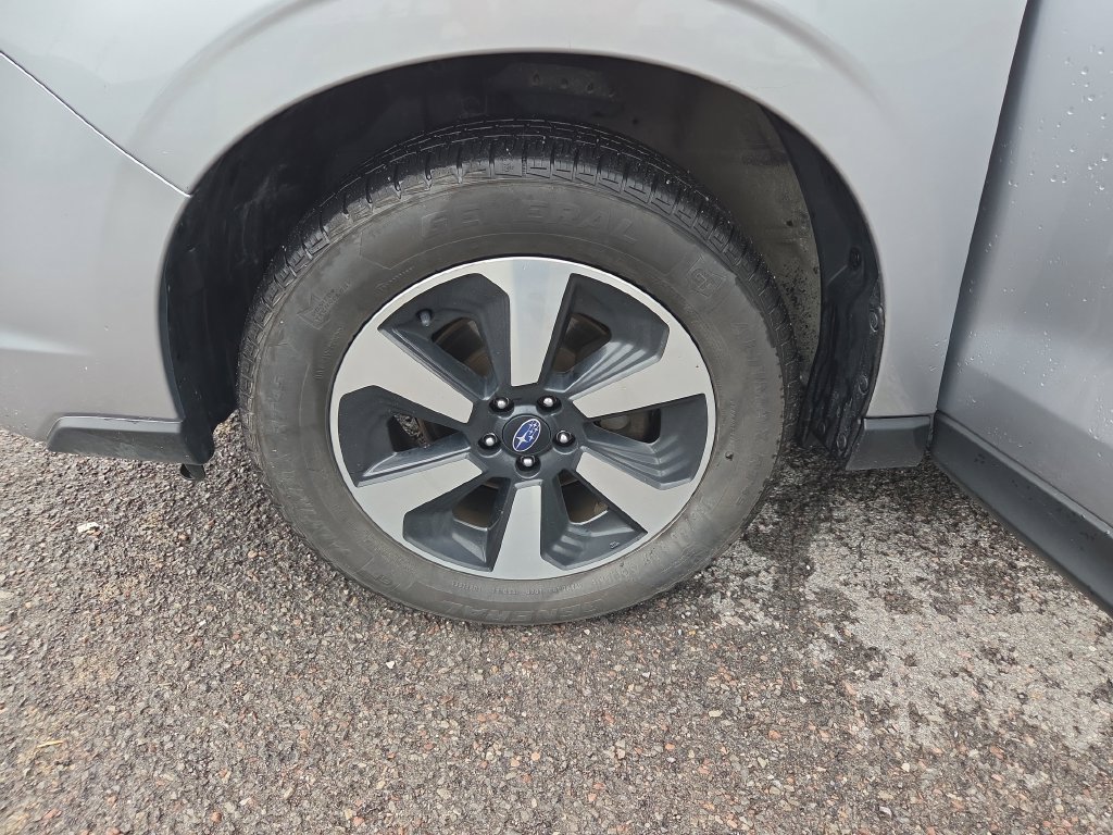 Used 2018 Subaru Forester 2.5i Premium AWD/4WD image 22