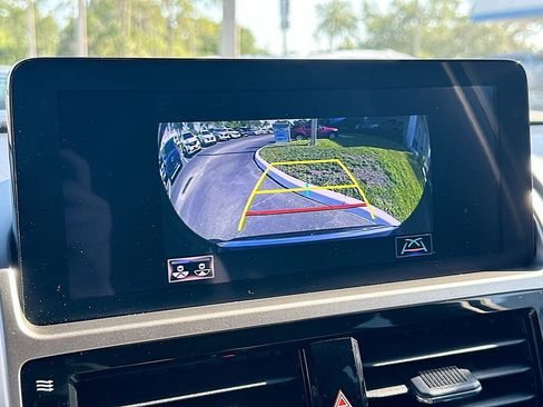 Used 2023 Lexus GX 460 Premium image 15