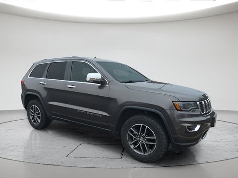 Used 2017 Jeep Grand Cherokee Limited w/ Luxury Group II AWD/4WD image 1