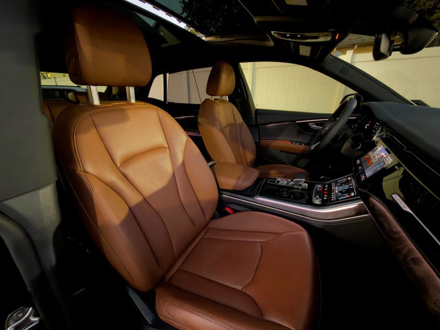 Used 2023 Audi Q8 Premium Plus w/ Premium Plus Package AWD/4WD image 43