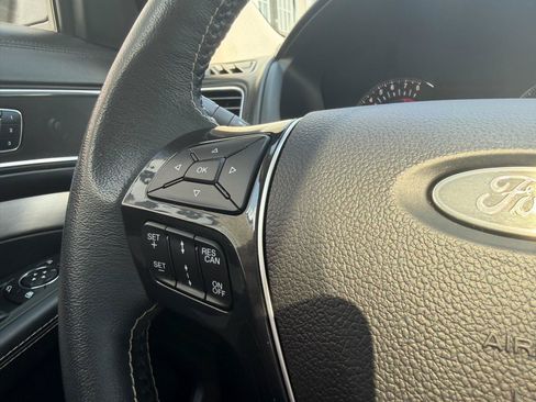 Used 2018 Ford Explorer Platinum AWD/4WD image 22