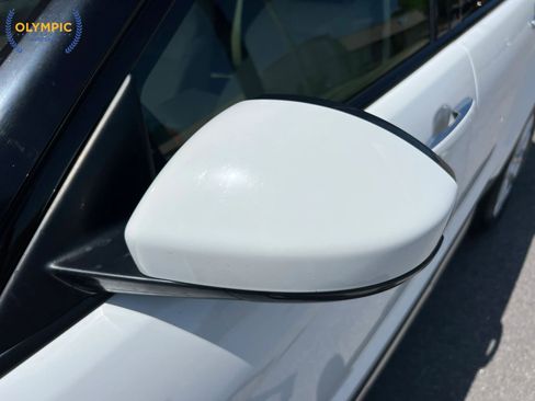 Used 2016 Land Rover Range Rover Evoque HSE image 18