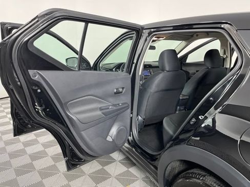 Certified 2025 Nissan Kicks Play S FWD image 38