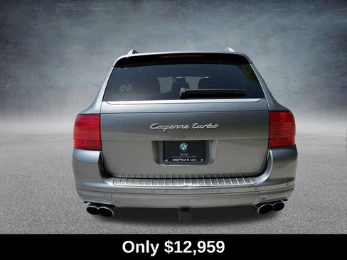 Used 2005 Porsche Cayenne Turbo AWD/4WD image 5