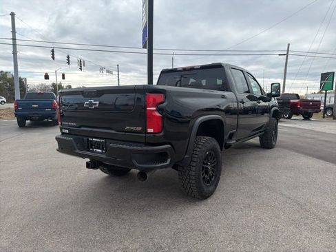 New 2026 Chevrolet Silverado 2500 ZR2 image 6